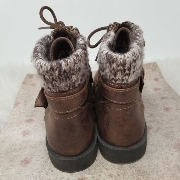 American Eagle Brown Fabric Upper. Size 4. - Picture 4 of 10